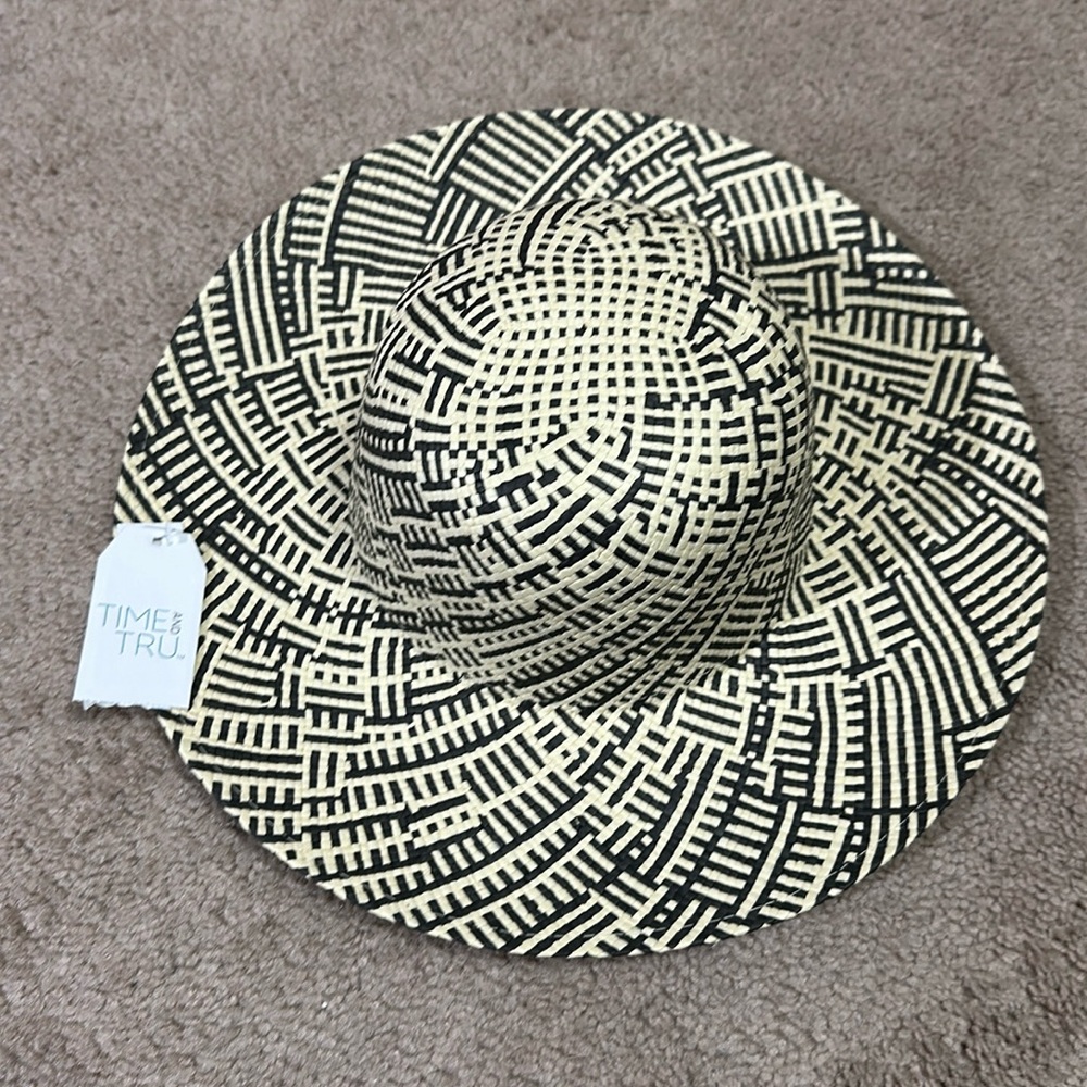 Time and Tru Two Tone Straw Hat